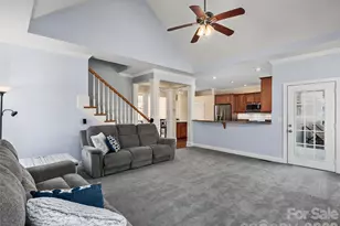 21 Dianthus Dr, Asheville, NC 28803 - Photo 9