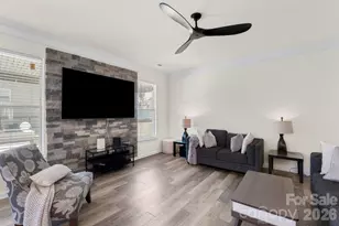 3124 Berry Creek Rd, Charlotte, NC 28214 - Photo 9