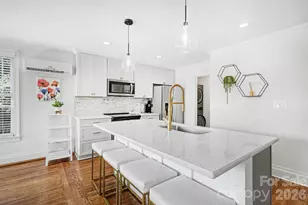 328/330 Baldwin Ave, Charlotte, NC 28204 - Photo 7