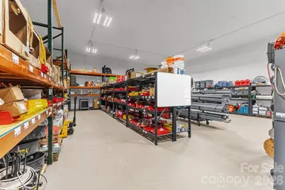 17 Red Leaf Road, Asheville, NC 28806 - Photo 9