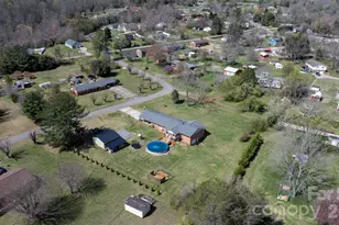 103 Hamp St, Morganton, NC 28655 - Photo 37