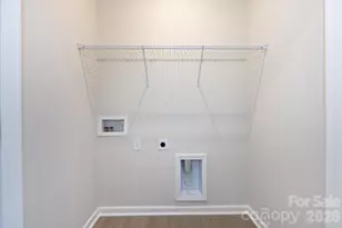 6017 Longar Ln, Charlotte, NC 28269 - Photo 15