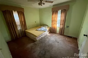 4215 Dinglewood Ave, Charlotte, NC 28205 - Photo 15