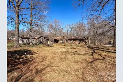 1017 3rd Avenue NW, Conover, NC 28613 - Photo 45