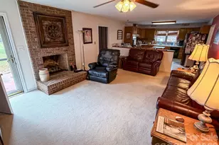 1017 3rd Ave NW, Conover, NC 28613 - Photo 11