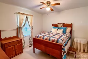 1017 3rd Ave NW, Conover, NC 28613 - Photo 29