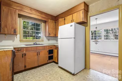 308 E Concord Street, Morganton, NC 28655 - Photo 9