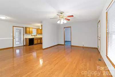 111 Flushing Drive, York, SC 29745 - Photo 7
