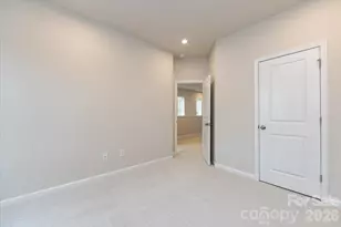 6001 Longar Ln, Charlotte, NC 28269 - Photo 17