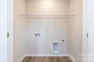 6001 Longar Ln, Charlotte, NC 28269 - Photo 21