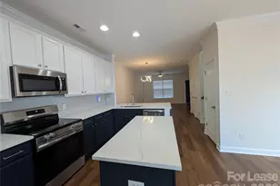 5133 Prosperity Church Rd, Charlotte, NC 28269 - Photo 3