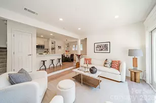 419 W 8th St, Charlotte, NC 28202 - Photo 11