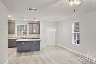 926 Jupiter St, Gastonia, NC 28052 - Photo 7