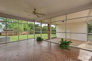 3927 Barclay Downs Dr, Charlotte, NC 28209 - Photo 27