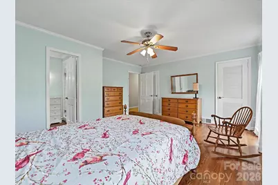 3927 Barclay Downs Drive, Charlotte, NC 28209 - Photo 19