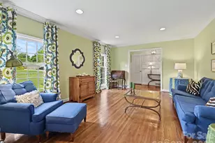 3927 Barclay Downs Dr, Charlotte, NC 28209 - Photo 7