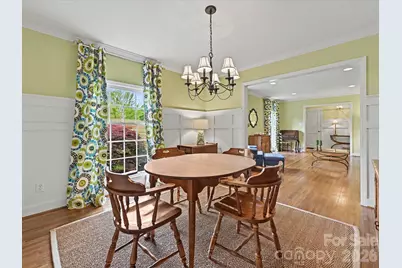 3927 Barclay Downs Drive, Charlotte, NC 28209 - Photo 9