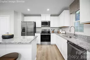 6140 Bridle Crk Dr, Charlotte, NC 28214 - Photo 3