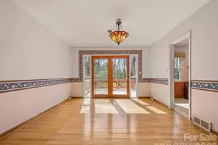 3 Country Rd, Hendersonville, NC 28791 - Photo 11