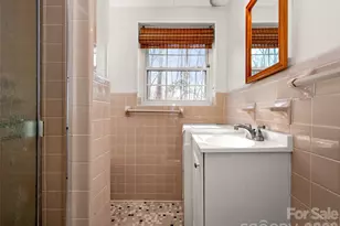 3 Country Rd, Hendersonville, NC 28791 - Photo 31