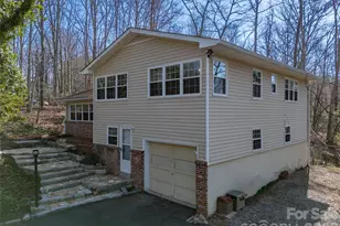 3 Country Rd, Hendersonville, NC 28791 - Photo 5