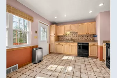 3 Country Road, Hendersonville, NC 28791 - Photo 13