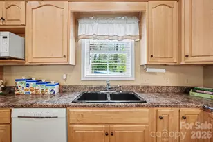 270 Spicewood Cir, Troutman, NC 28166 - Photo 13