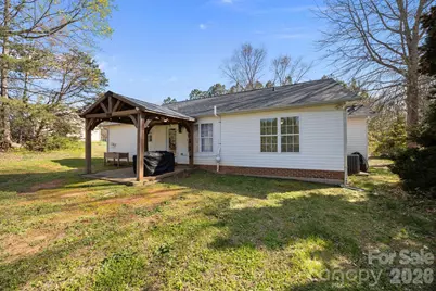 107 Panther Creek Road E, Troutman, NC 28166 - Photo 31