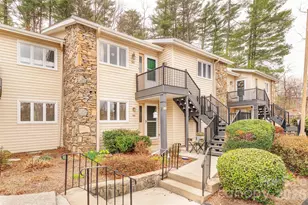 540 Britton Creek Dr, Hendersonville, NC 28791 - Photo 1