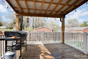 411 N Chapel St, Landis, NC 28088 - Photo 21