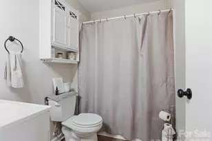 411 N Chapel St, Landis, NC 28088 - Photo 13