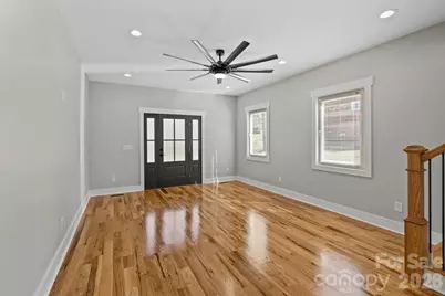 543 30th Avenue NW, Hickory, NC 28601 - Photo 5