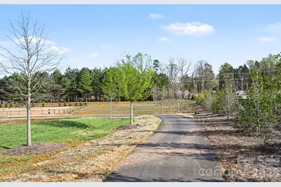 9113 Myrna Drive, Gastonia, NC 28056 - Photo 25