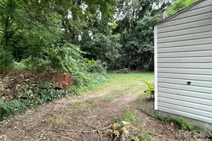 410 Mill Rd, Charlotte, NC 28216 - Photo 5