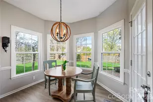 8520 Newton Ln, Charlotte, NC 28277 - Photo 9