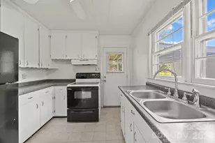 515 W Stokes St, China Grove, NC 28023 - Photo 15