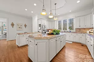 8934 Winged Bourne Rd, Charlotte, NC 28210 - Photo 15