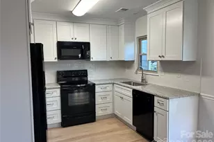 10324 Bon Meade Ln, Cornelius, NC 28031 - Photo 13