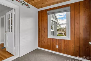 1038 Sylvan Blvd, Hendersonville, NC 28791 - Photo 23