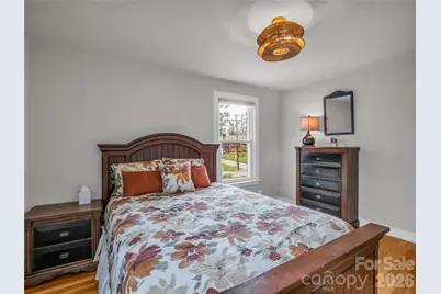 1038 Sylvan Boulevard, Hendersonville, NC 28791 - Photo 17