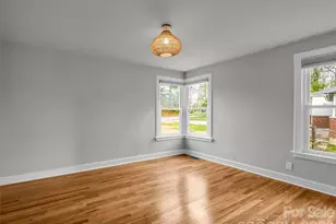 1038 Sylvan Blvd, Hendersonville, NC 28791 - Photo 19