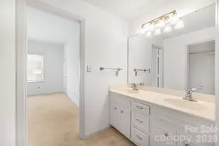 1016 Queens Rd, Charlotte, NC 28207 - Photo 19