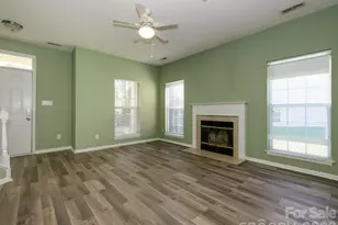 8625 Galena View Dr, Charlotte, NC 28269 - Photo 7