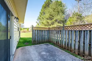 8625 Galena View Dr, Charlotte, NC 28269 - Photo 25