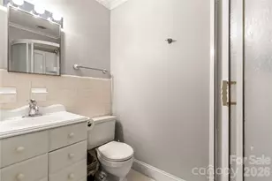 2222 Yorkhills Dr, Charlotte, NC 28217 - Photo 9