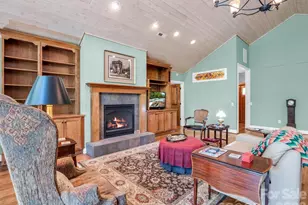 30 Laurel Branch Dr, Black Mountain, NC 28711 - Photo 9