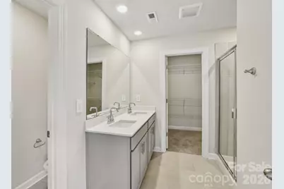 1346 30th Street Lane NE, Conover, NC 28613 - Photo 5