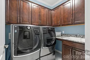 685 Birchway Dr, Fort Mill, SC 29715 - Photo 25