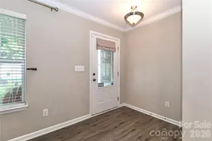 1123 Valley St, Statesville, NC 28677 - Photo 5