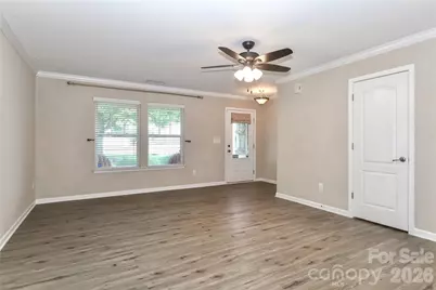 1123 Valley Street, Statesville, NC 28677 - Photo 7